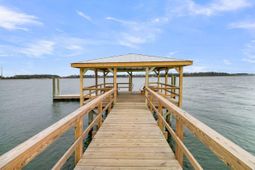 130 Berkshire Drive photo 4