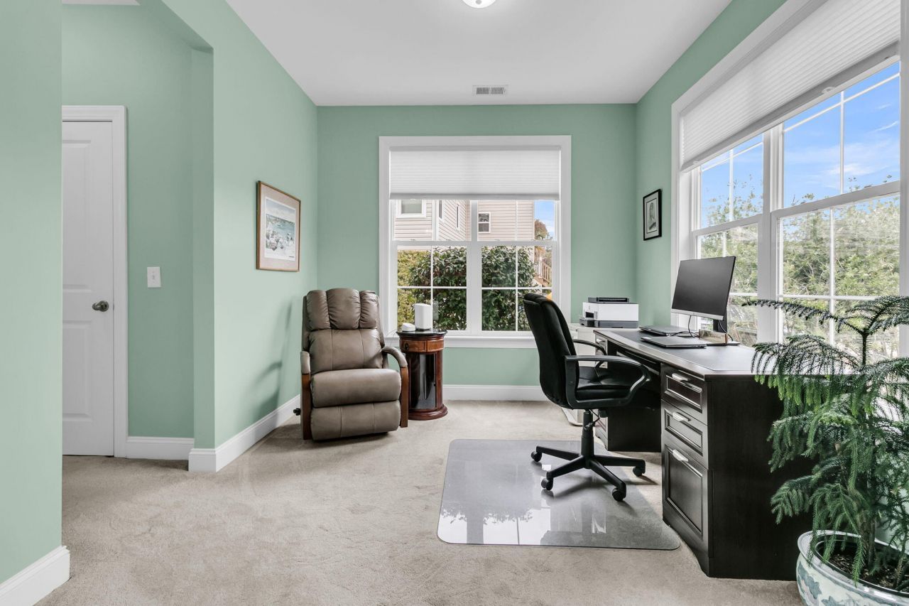 130 Berkshire Drive Photo 37