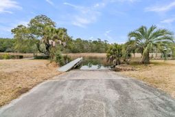 130 Berkshire Drive photo 4