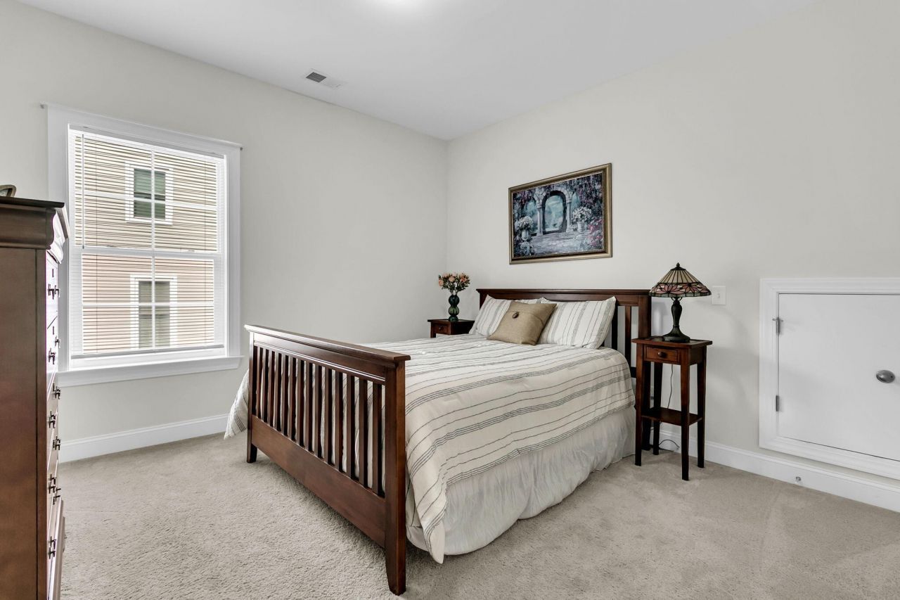 130 Berkshire Drive Photo 42