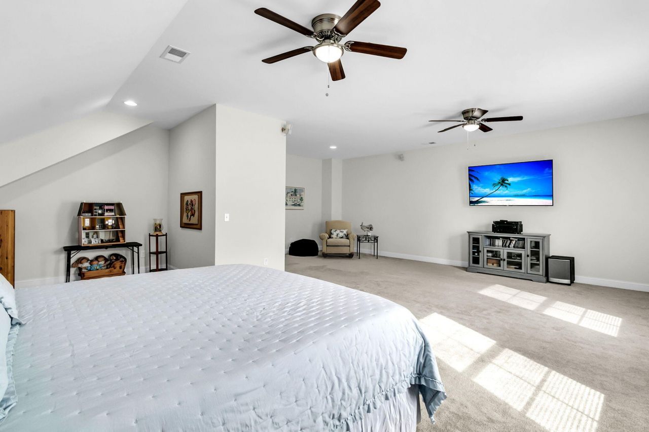 130 Berkshire Drive Photo 47