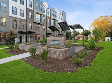 1242 Coach Station Alley, Unit 201, Raleigh, NC 27601