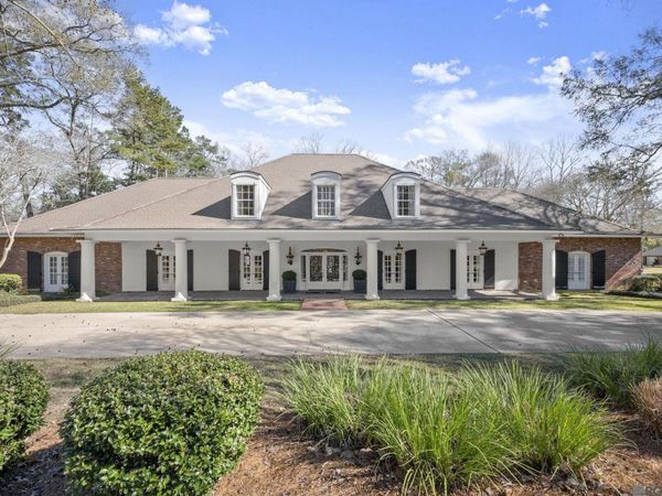 5021 Lost Oak Dr, Baton Rouge, LA 70817