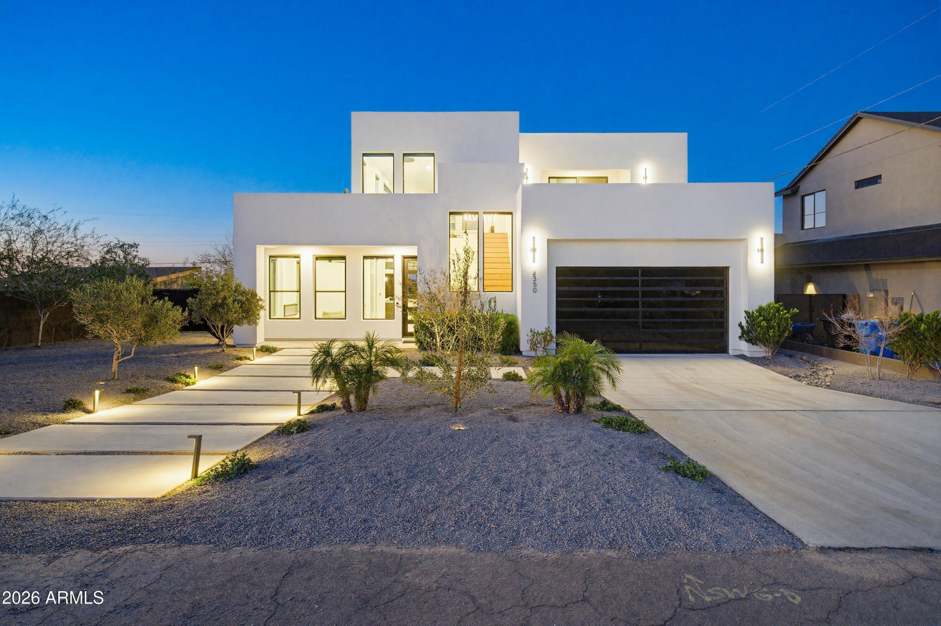 3350 E Highline Canal Road, Phoenix, AZ 85042 Main Photo