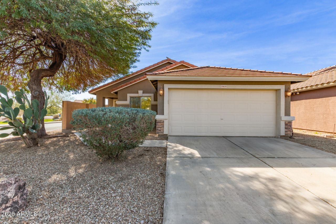 25835 W Whyman Street, Buckeye, AZ 85326 Main Photo