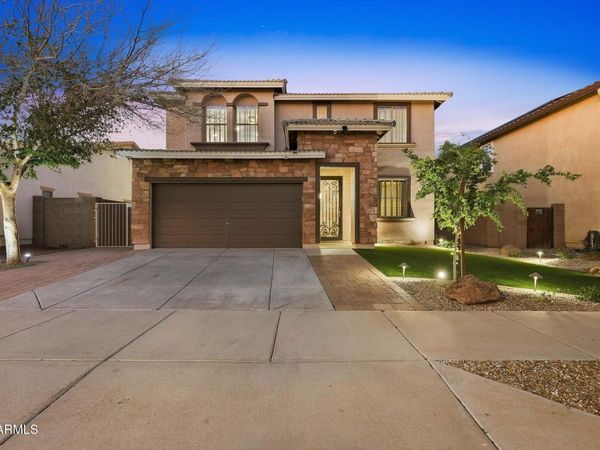 15764 W SHAW BUTTE Drive, Surprise, AZ 85379