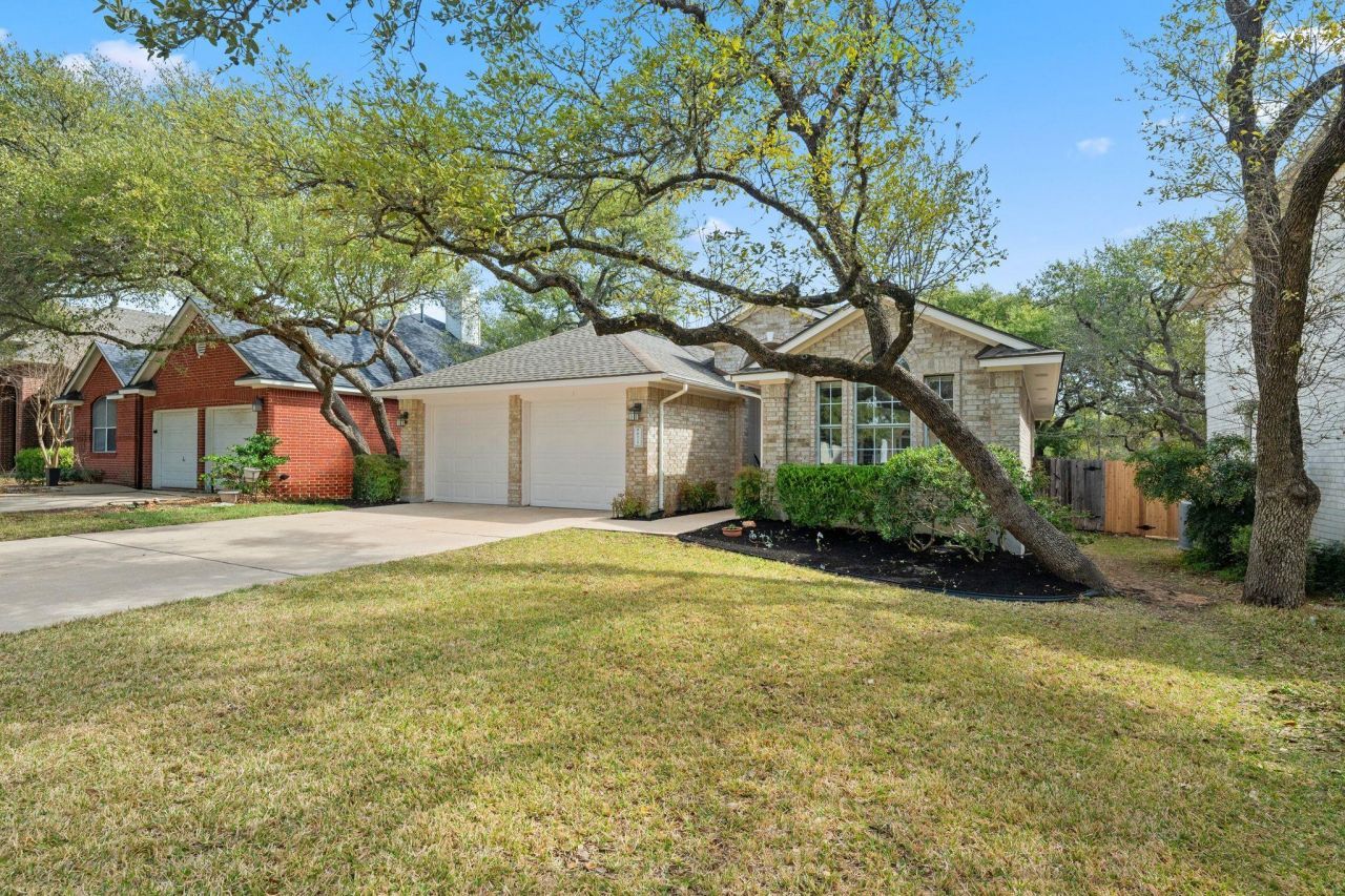 8117 Cheno Cortina Trl, Austin, TX 78749 Main Photo