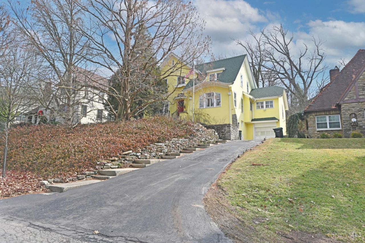 741 Red Bud Avenue, Cincinnati, OH 45229 Main Photo