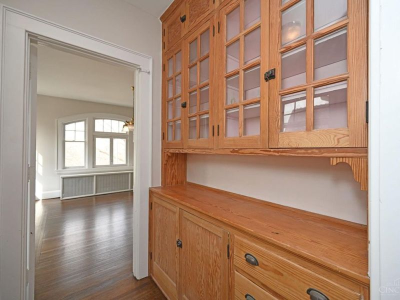 741 Red Bud Avenue, Cincinnati, OH 45229 Photo 17