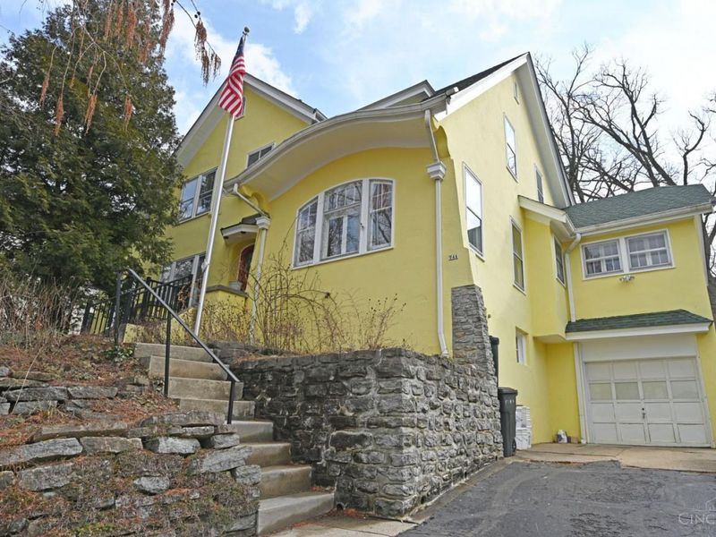 741 Red Bud Avenue, Cincinnati, OH 45229 Photo 2