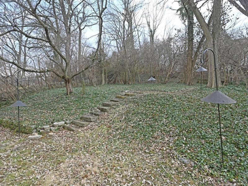 741 Red Bud Avenue, Cincinnati, OH 45229 Photo 47