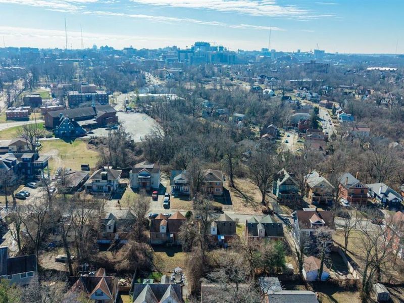 533 Camden Avenue, Cincinnati, OH 45229 Photo 8