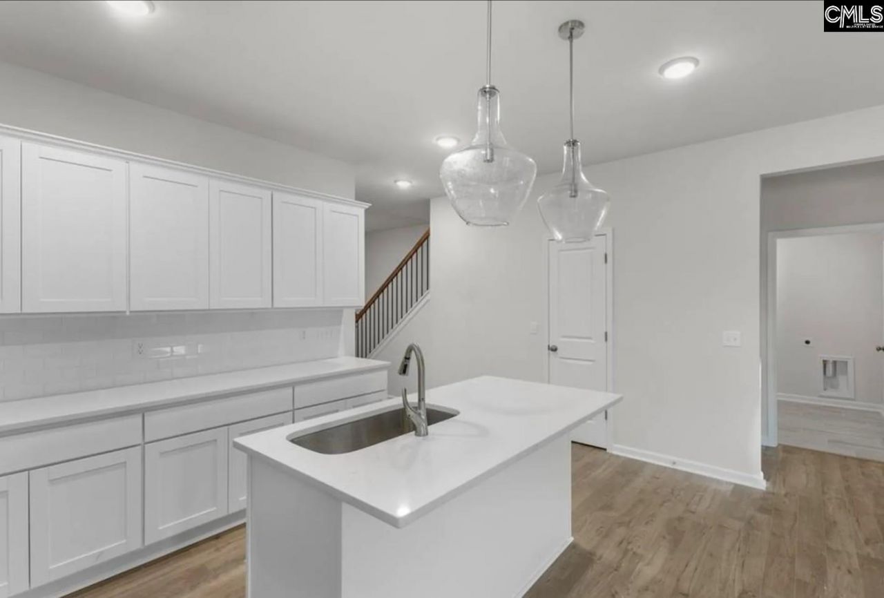 5151 Tullamore Drive Photo 13