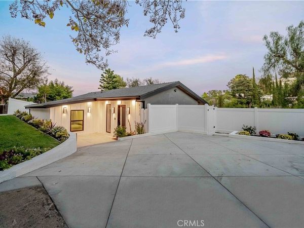 4112 Knobhill Drive, Sherman Oaks, CA 91403