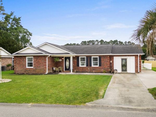 4639 Mandi Ave., Little River, SC 29566