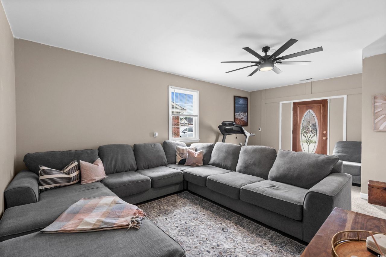 4639 Mandi Ave.  Photo 8