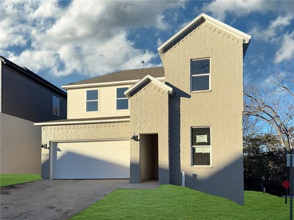 250 S Gala Avenue , Fayetteville, AR 72701