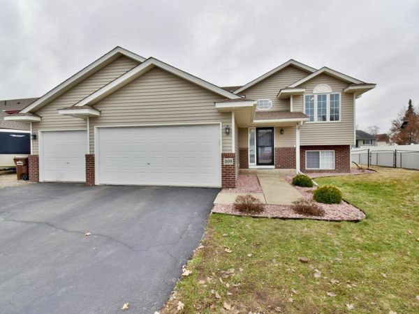 408 4th Street N, Montrose, MN 55363