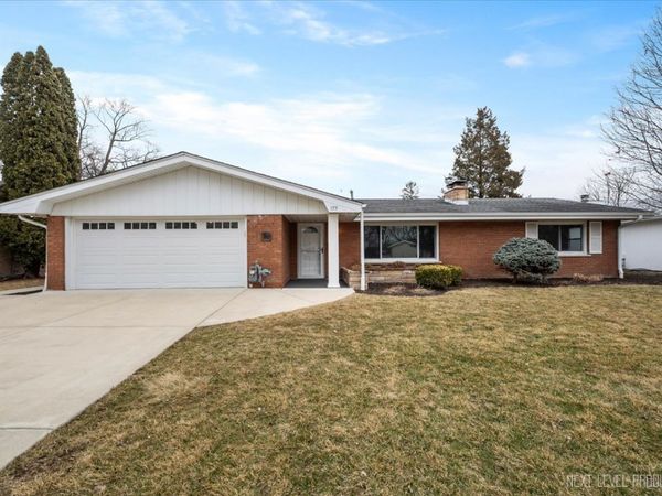 123 N Rosedale Avenue , Aurora, IL 60506