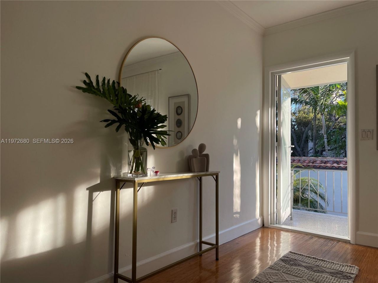 4780 Pine Tree Dr, Unit 8, Miami Beach, FL 33140 Photo