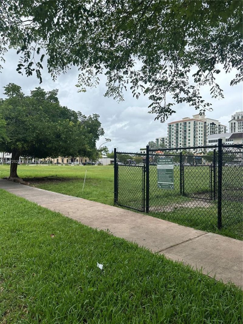 124 Mendoza Ave , Unit 2A, Coral Gables, FL 33134 Photo