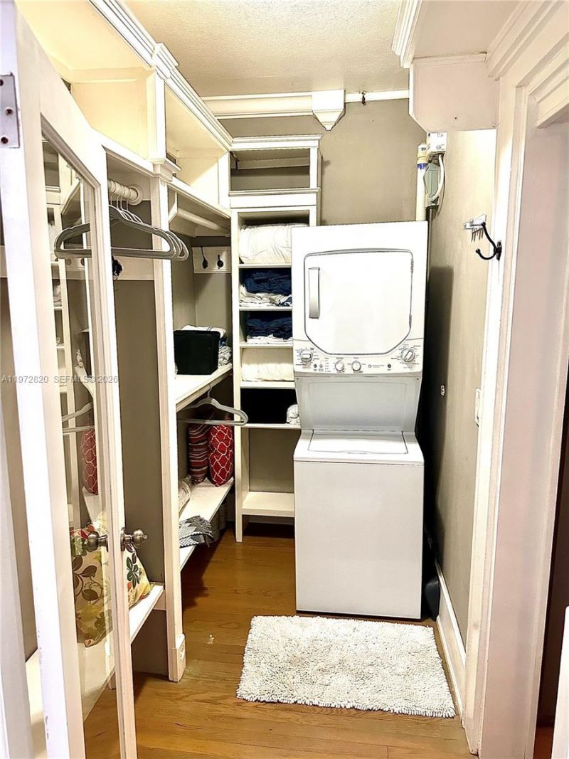 124 Mendoza Ave , Unit 2A, Coral Gables, FL 33134 Photo