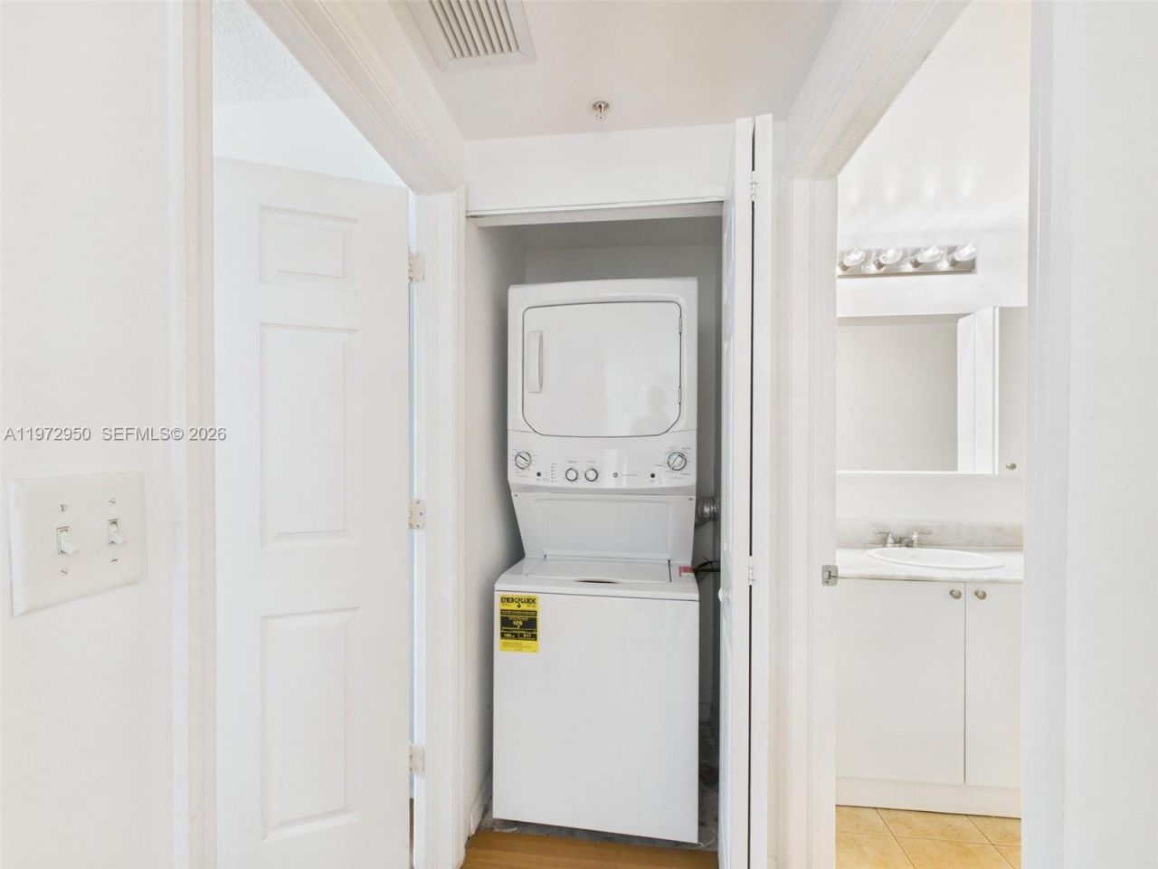 275 NE 18th St, Unit 810, Miami, FL 33132 Photo