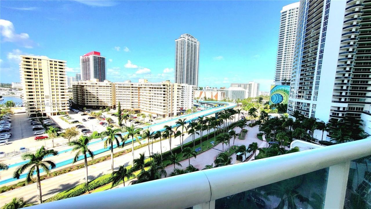1850 S Ocean Dr, Unit 909, Hallandale Beach, FL 33009 Photo