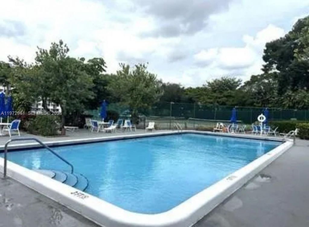 5860 NW 44th St, Unit 208, Lauderhill, FL 33319 Photo