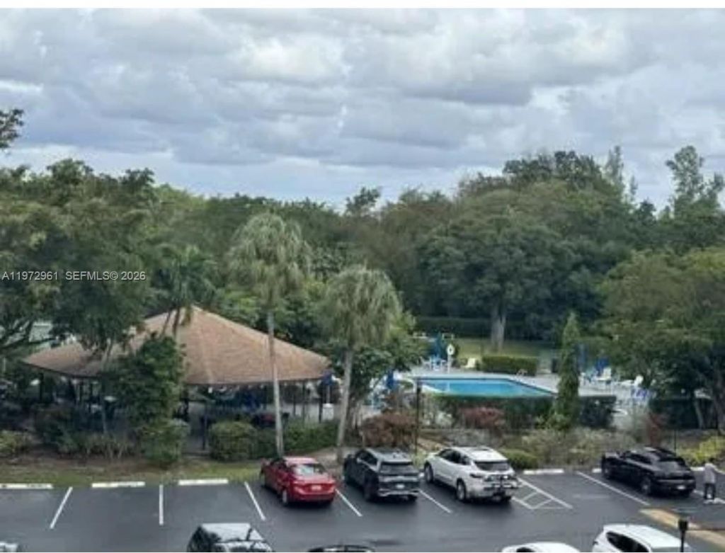 5860 NW 44th St, Unit 208, Lauderhill, FL 33319 Photo