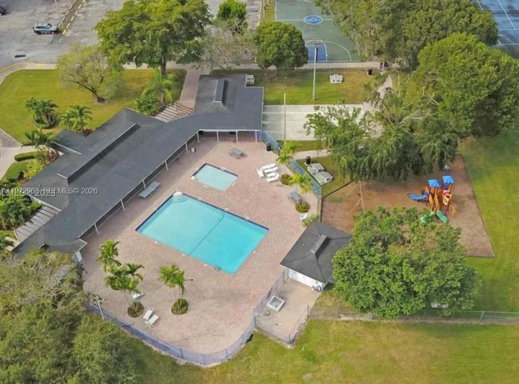 19800 SW 180, Miami, FL 33187 Photo