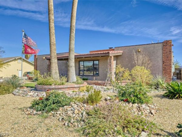 584 Mona Lane, Henderson, NV 89015