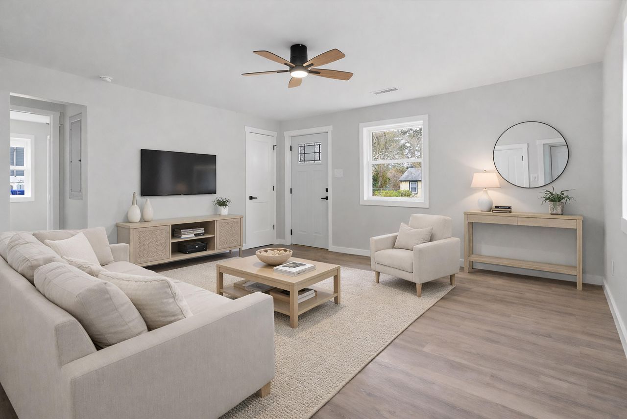 1543 Evergreen Street Photo 4