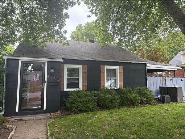 4705 Reinhardt Drive, Roeland Park, KS 66205