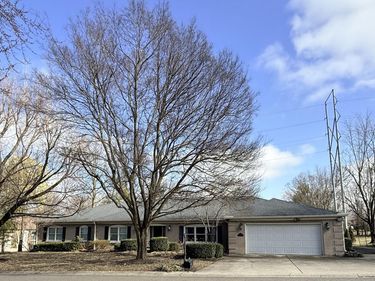 1010 Walker Way, Georgetown, KY 40324