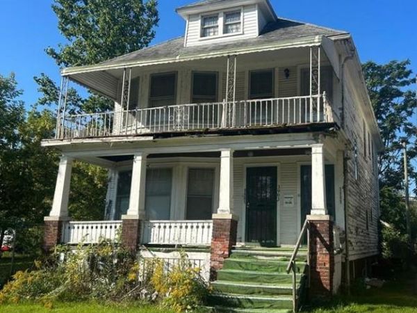 3901-3903 Bewick Street, Detroit, MI 48214