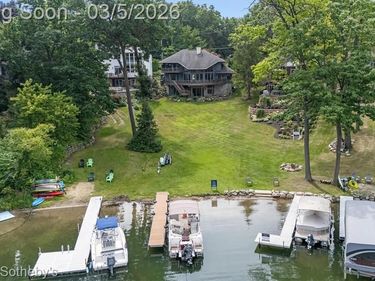 1745 Ridge Road, White Lake Twp, MI 48383