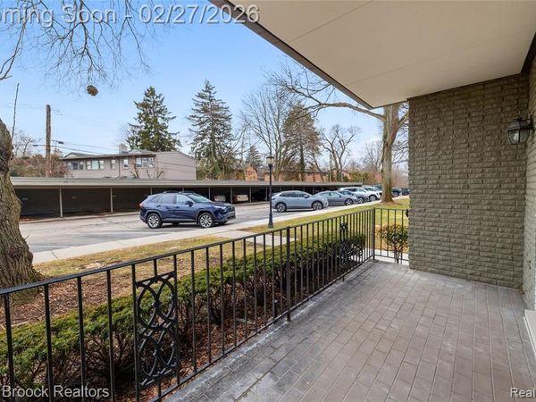 1111 N Old Woodward Avenue, Birmingham, MI 48009