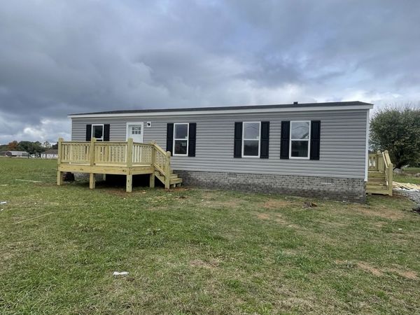 10 McNabb lane , Lafayette, TN 37083