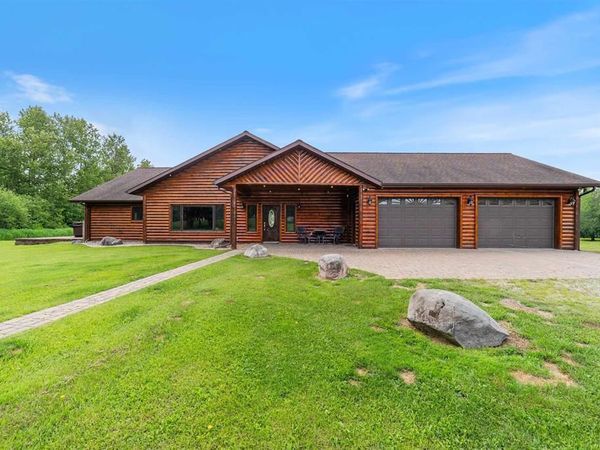 7346 Smith Road, Saginaw, MN 55779