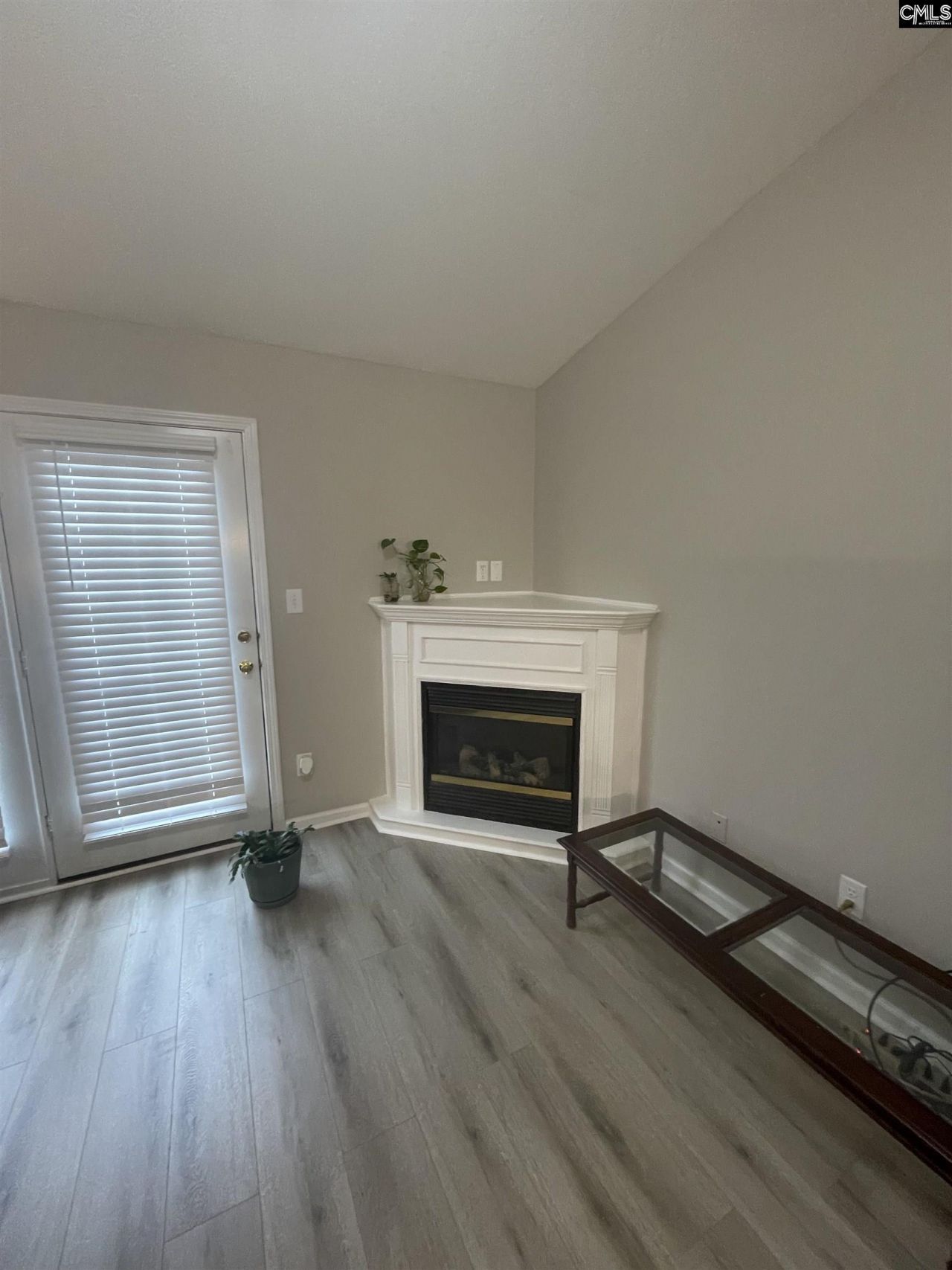 115 Elkhorn Lane  Photo 6