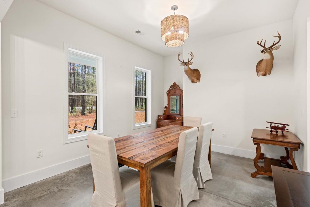 1183 Guerins Bridge Road Photo 4