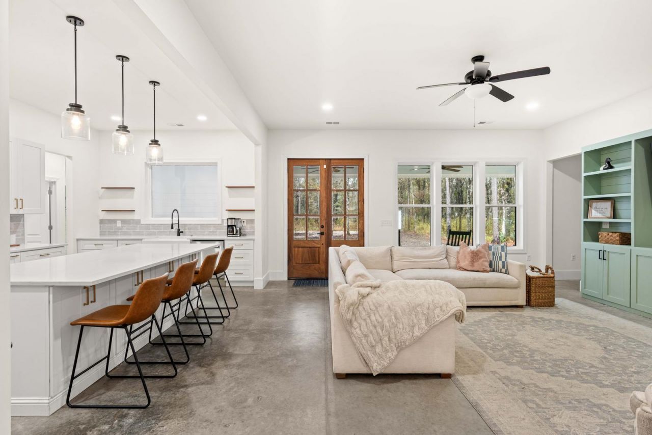 1183 Guerins Bridge Road Photo 6