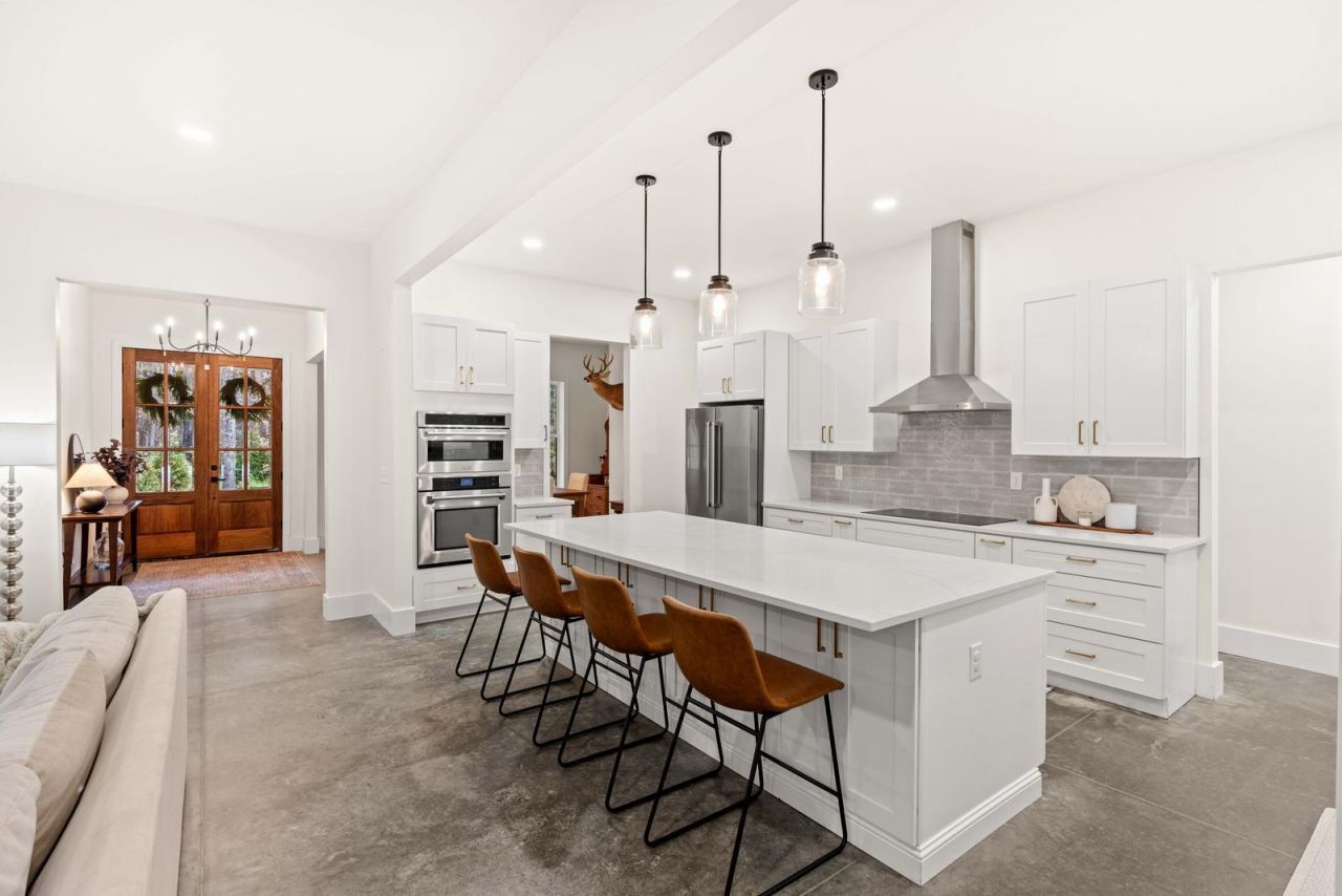 1183 Guerins Bridge Road Photo 9