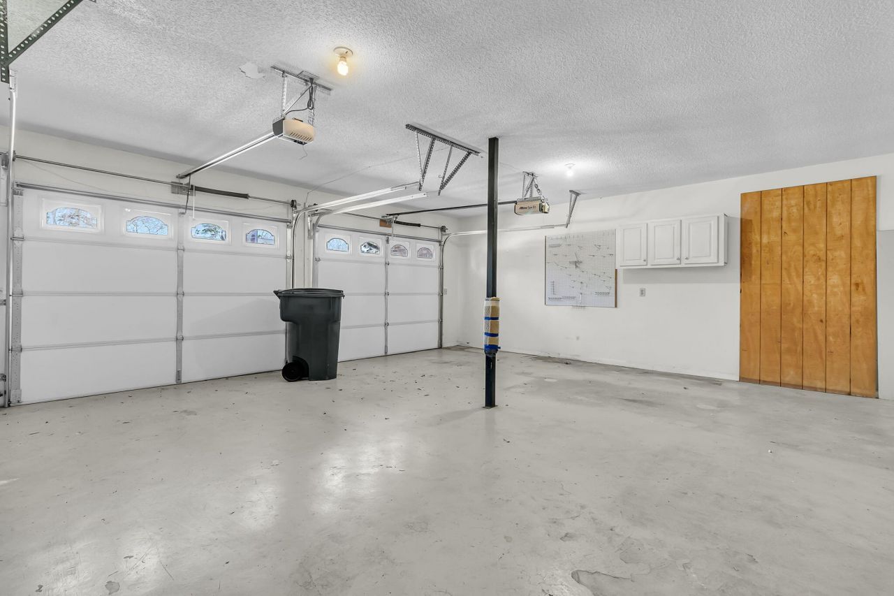 104 Dresden Drive Photo 25