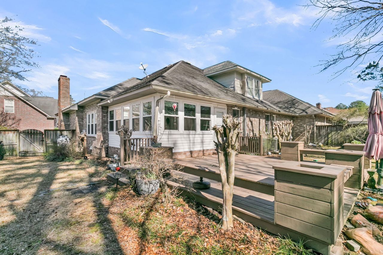 104 Dresden Drive Photo 30