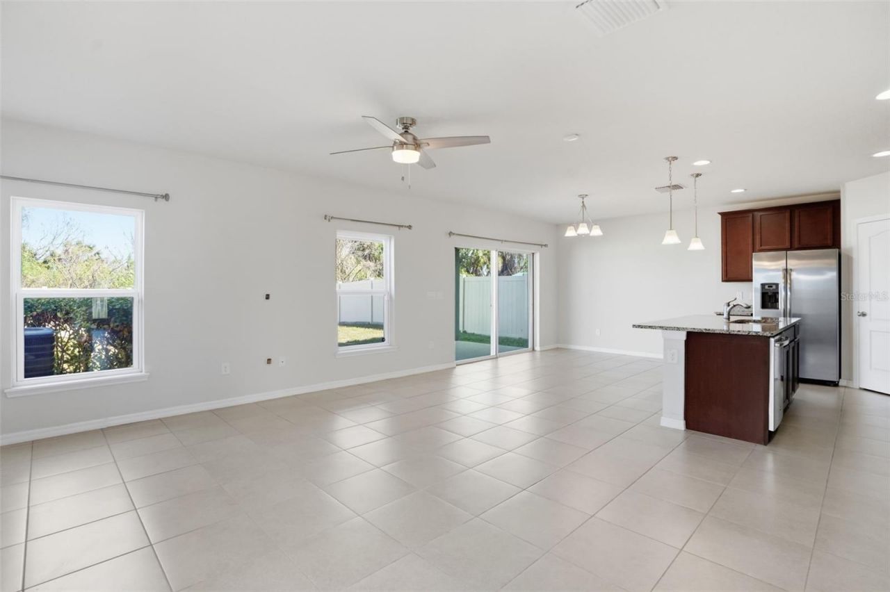 10402 Hawks Landing Drive, Land O Lakes, FL 34638 Photo