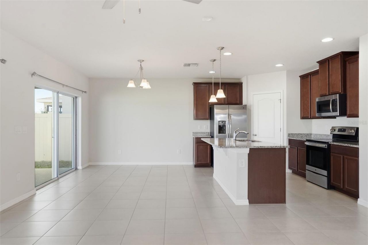 10402 Hawks Landing Drive, Land O Lakes, FL 34638 Photo