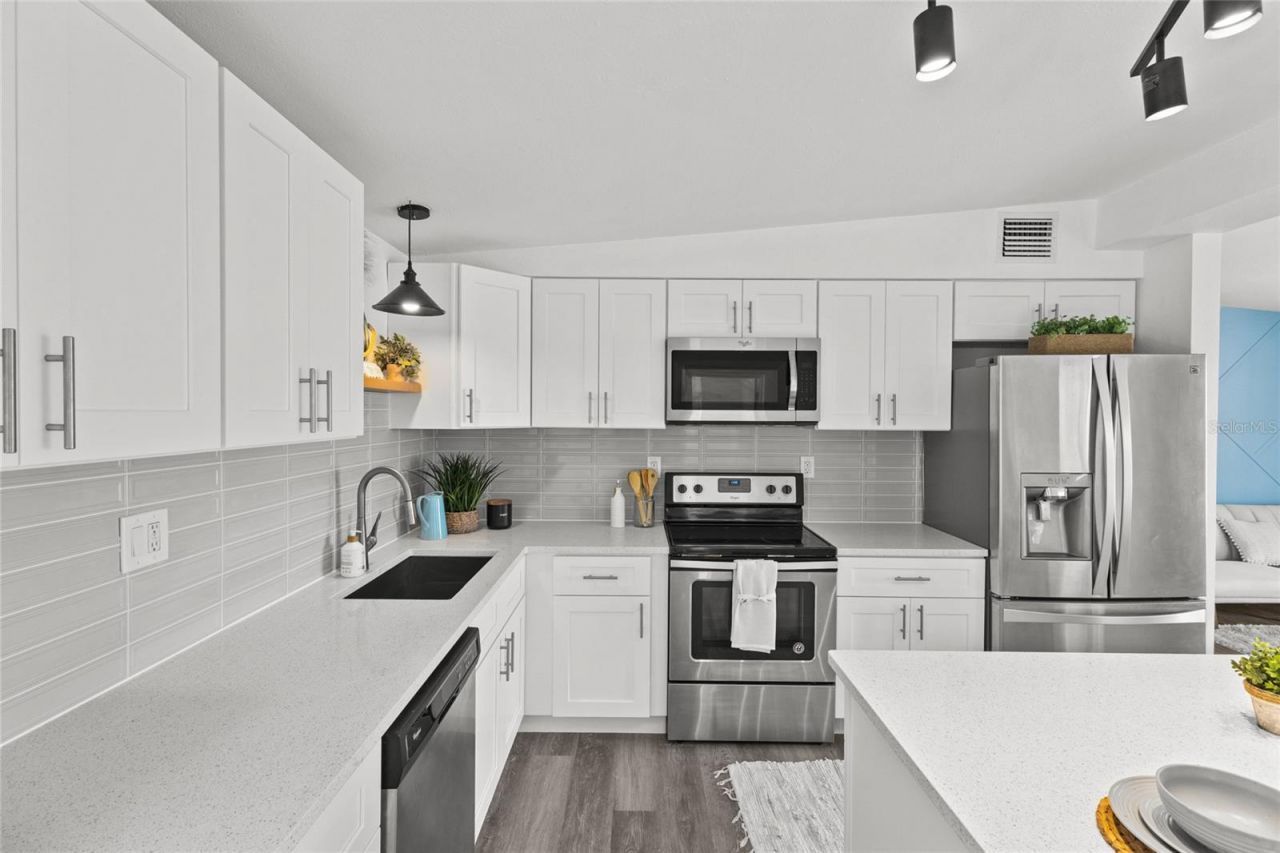 4124 60th Street Court W, Bradenton, FL 34209 Photo