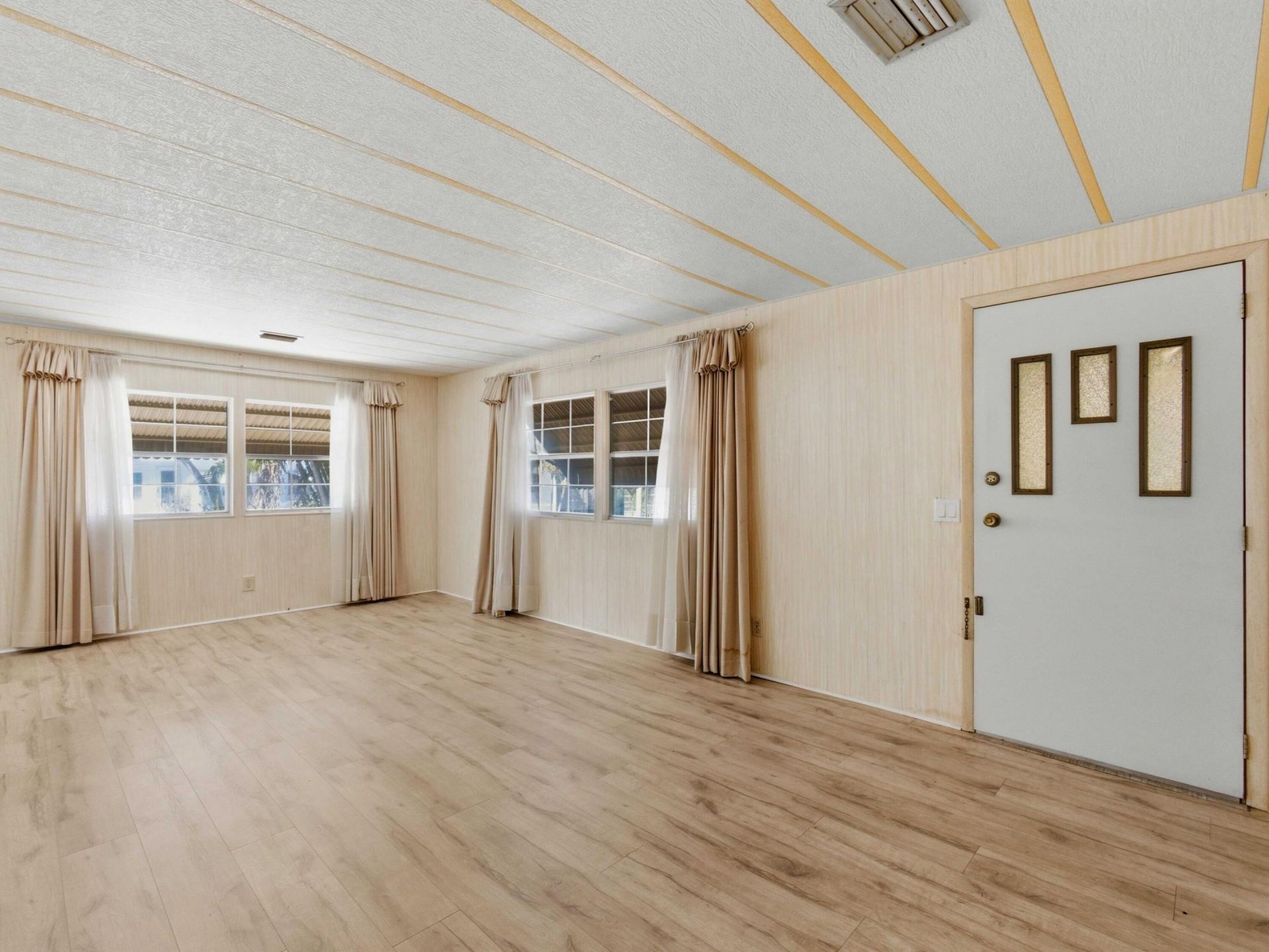 8903 Oak Street, Boynton Beach, FL 33436 Photo